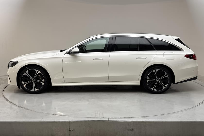 Bild 2 av Mercedes-Benz E 300 de T Kombi S214 (313hk) Avantgarde Läder Drag