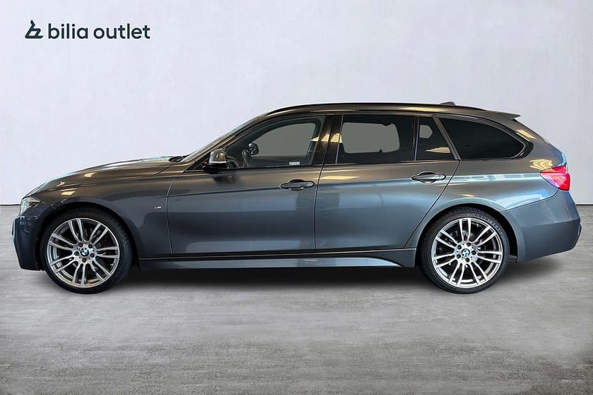 Bild 3 av BMW 330i xDrive Touring M Sport 252hk / Panorama Head-Up Backkamera H/K
