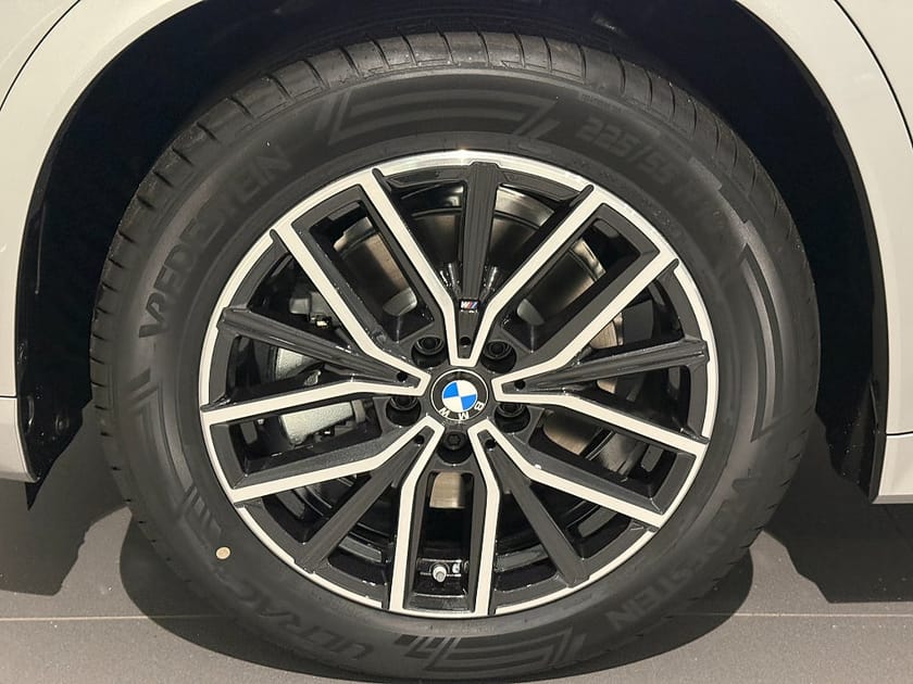 Bild 5 av BMW iX1 xDrive30