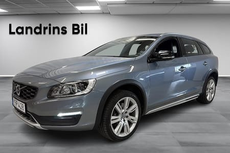 Volvo V60 Cross Country D4 190HK Classic Momentum *Vinterhjul*Nav*