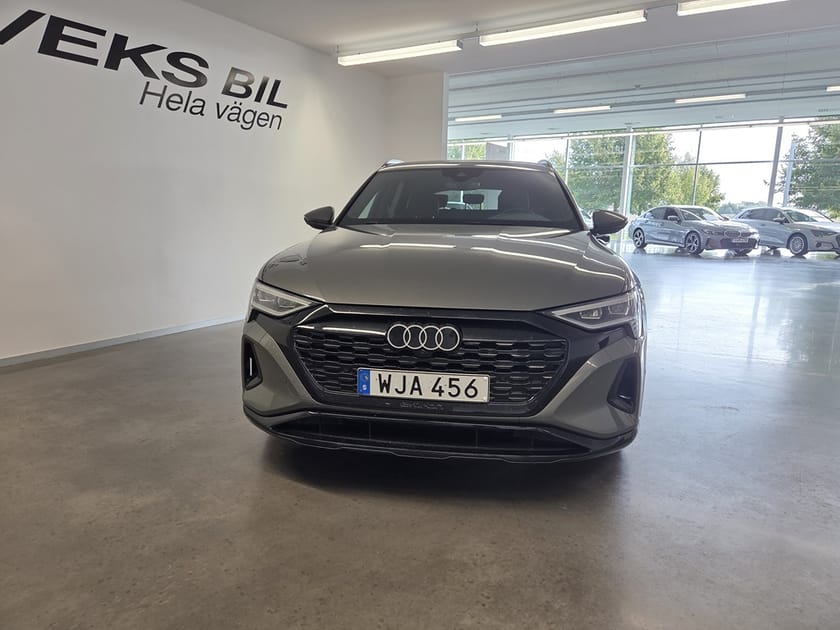 Bild 2 av Audi Q8 55 e-tron quattro