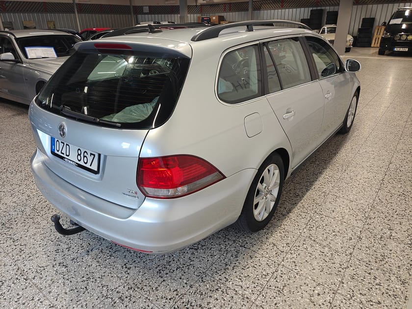 Bild 5 av Volkswagen Golf Variant 1.6 TDI BMT, 105hk Masters, Drag, V-hjul