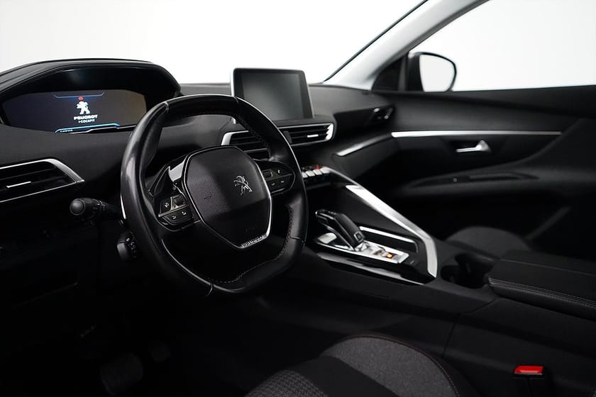 Bild 5 av Peugeot 3008 Puretech / 131hk / Active / Drag / CarPlay