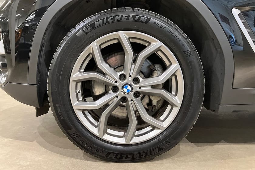 Bild 5 av BMW X3 xDrive30e xLine / Drag / Navigation / Hi-Fi / P-Sensor