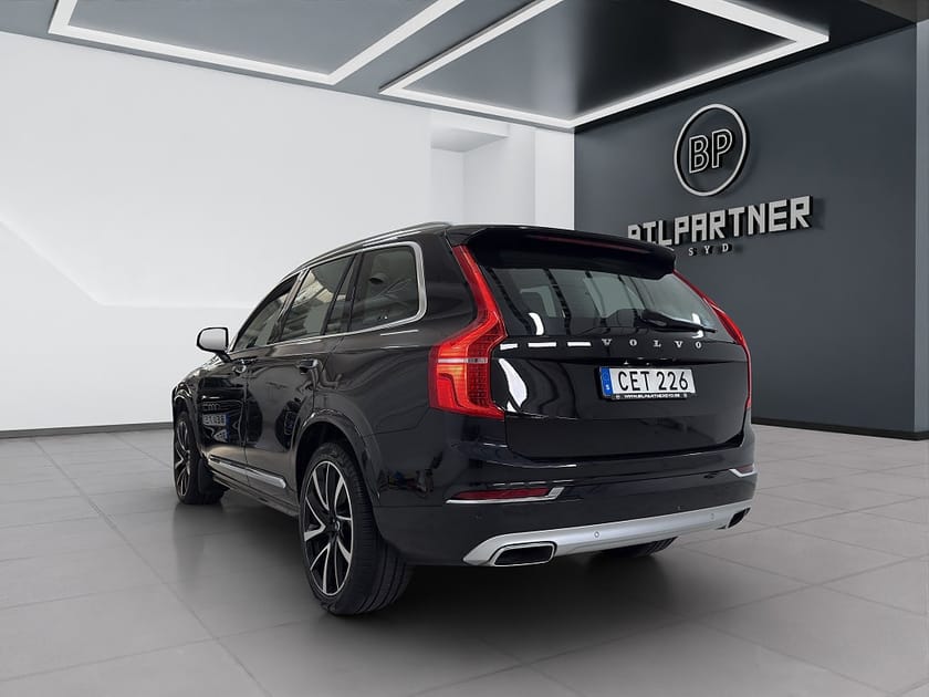 Bild 4 av Volvo XC90 7-seater D4 AWD Geartronic Inscription/S+V-Hjul/Drag
