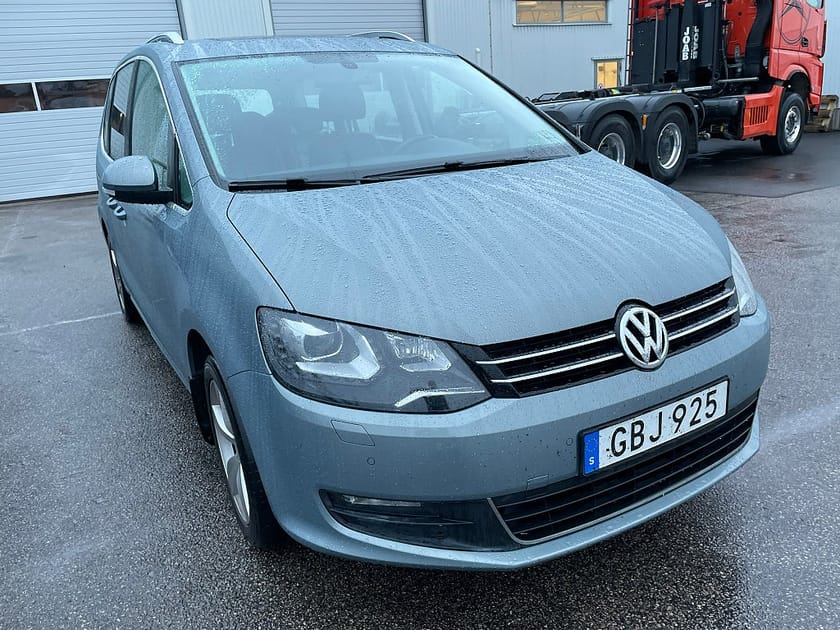 Bild 2 av Volkswagen Sharan 7-seater 4MOTION Premium TDI 140HK 4x4 7-Sits Panorama Läder