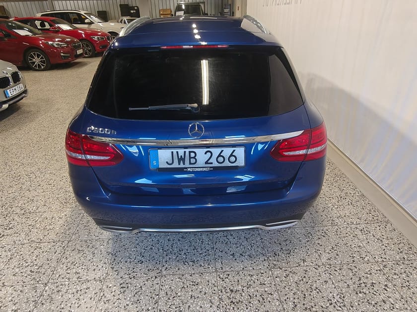Bild 4 av Mercedes-Benz C 300 T h C 7G-Tronic Plus, 231hk Avantgarde, P-Värmare, Burmester