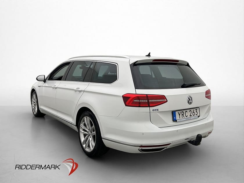 Bild 5 av Volkswagen Passat Variant GTE Cockpit Värmare Drag CarPlay 218hk
