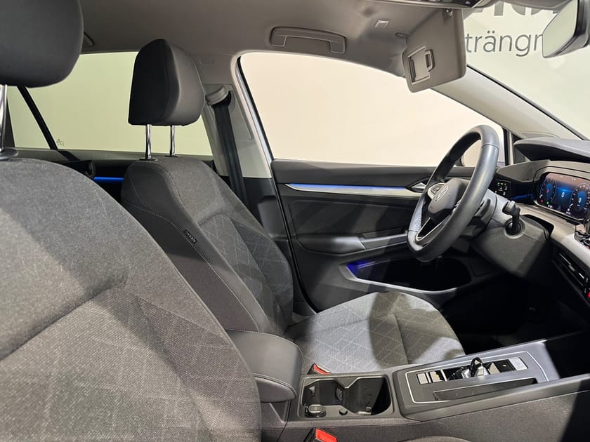 Bild 5 av Volkswagen Golf 1.0 eTSI PF 110Hk DSG