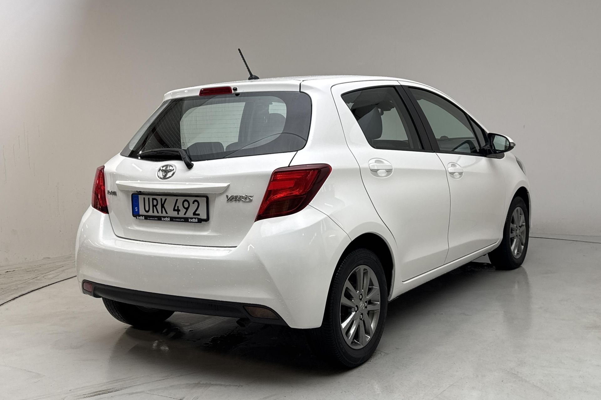 Toyota Yaris 1.33 Dual VVT-i 2016, bild 3/10