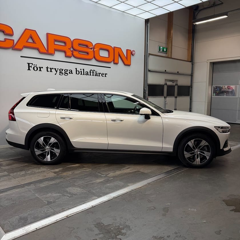 Bild 3 av Volvo V60 Cross Country D4 AWD Geartronic Advanced SE II Navi Backkamera