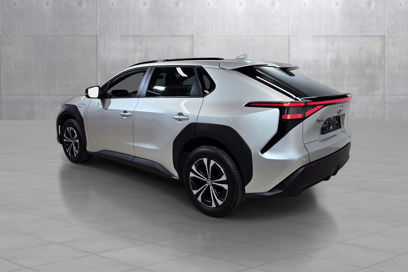 Bilde 3 av Toyota bZ4X AWD Active Tech
