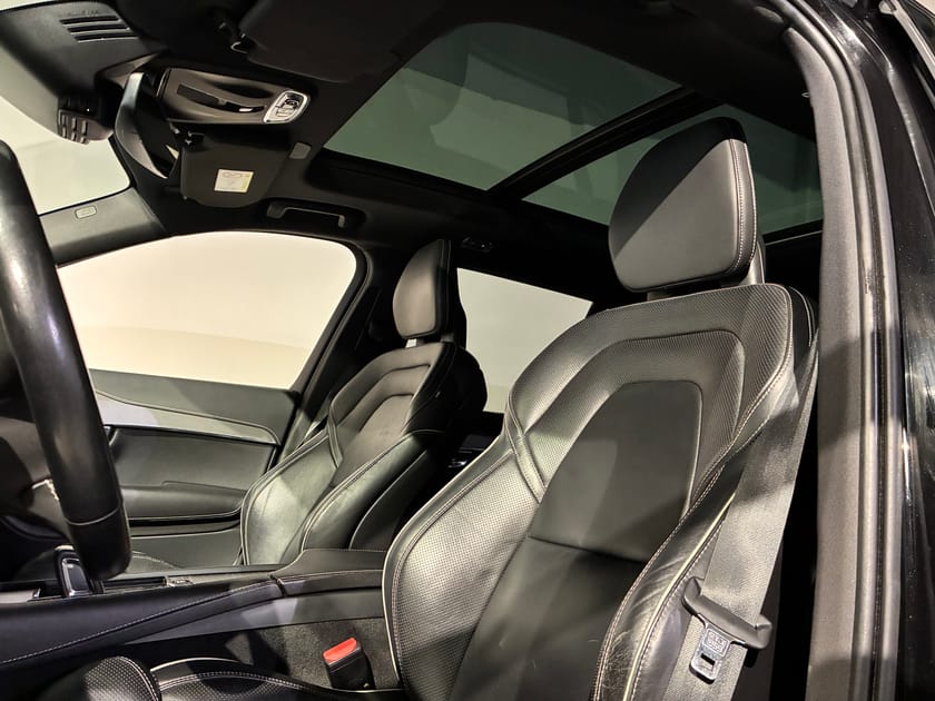 Bild 5 av Volvo XC90 7-seater B5 AWD Diesel R-Des Pro Edt | 7-säten | B&W |