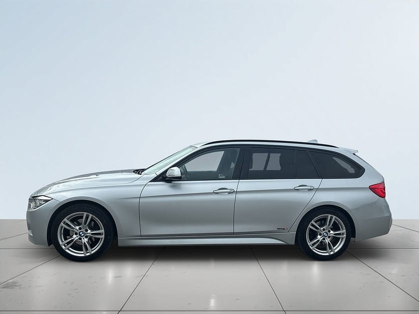 Bild 4 av BMW 320d xDrive Touring M Sport Drag/Navi/SoV/P-Sens/Rattvärme