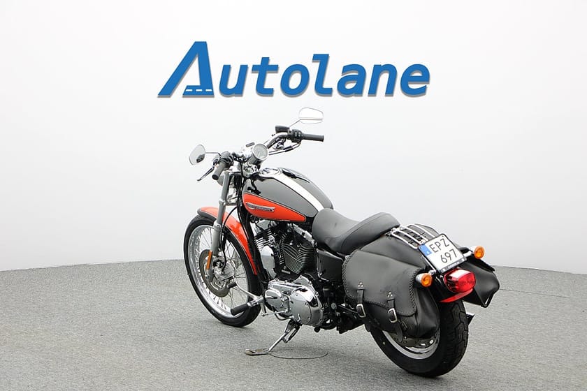 Bild 3 av Harley-Davidson 1200 Custom XL1200 *Python, Nyservad, Nya däck