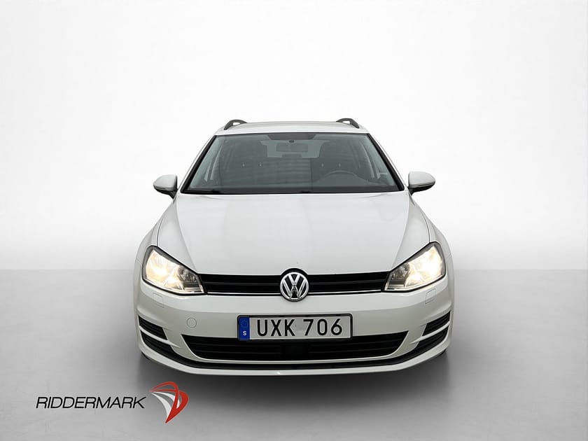 Bild 2 av Volkswagen Golf Sportscombi 1.2 TSI 110hk Kamera CarPlay