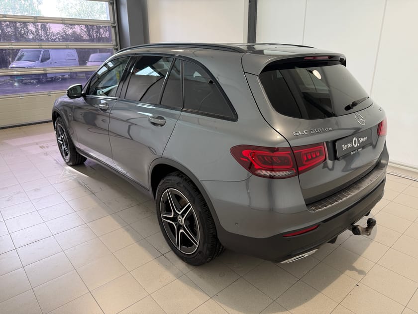 Bilde 4 av Mercedes-Benz GLC 300 de 4MATIC / AMG LINE / MULTIBEAM LED / NATTPAKKE