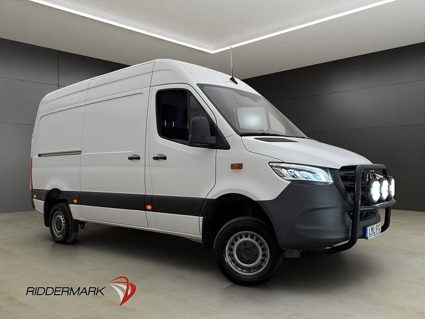 Bild 1 av Mercedes-Benz Sprinter 319 CDI 4x4 Panel Van L2H2 Värm Drag B-Kamera Moms
