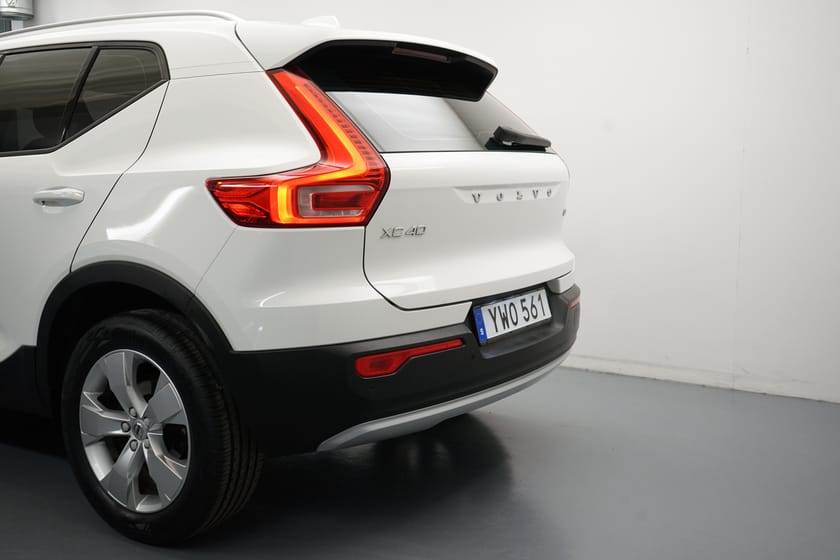 Bild 3 av Volvo XC40 D3 FWD Momentum Advanced Edition, Dragkrok