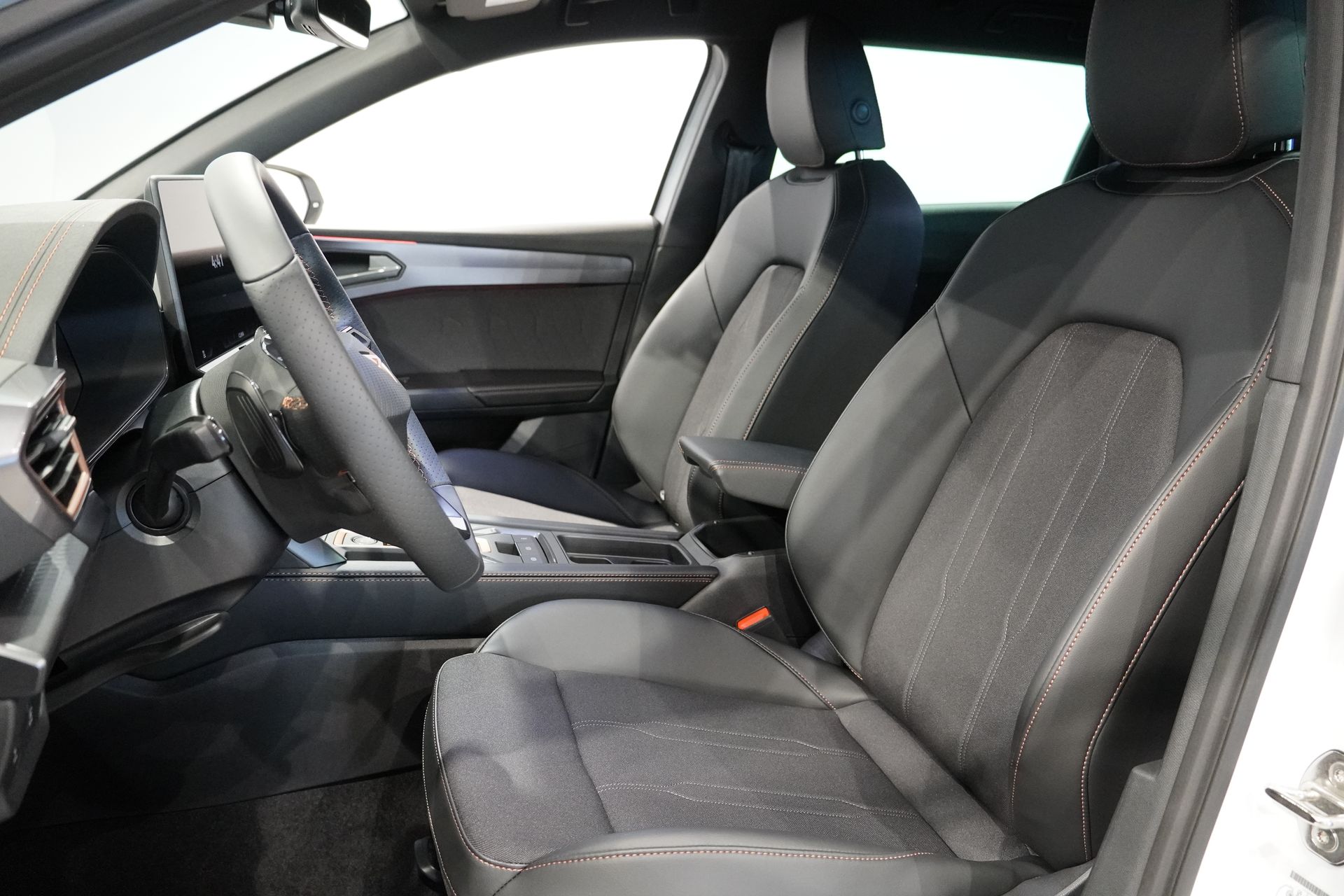 Cupra Leon 2025, bild 6/10