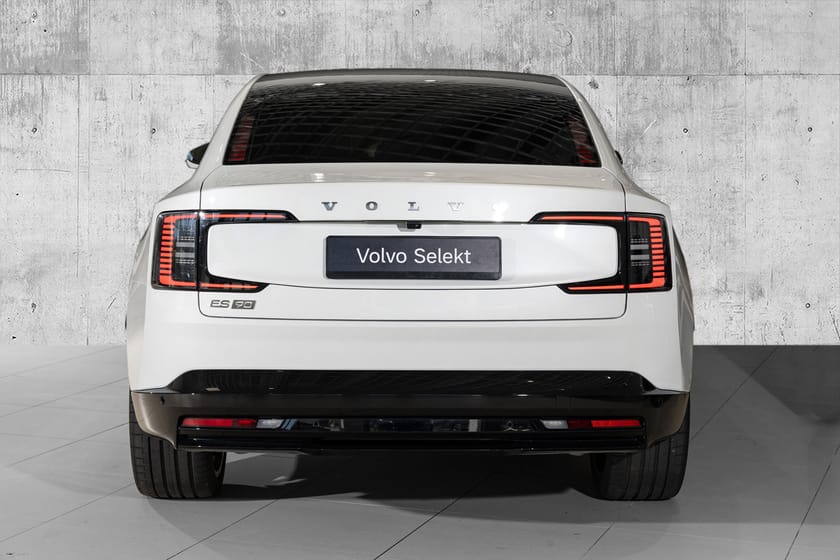 Bilde 4 av Volvo ES90 Single Motor Extended Range 2026 Single.M Ext.Range Ultra | B&W | LUFT | HUD |
