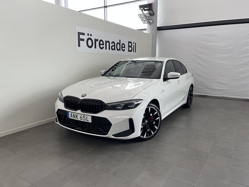 Bild 1 av BMW 330e xDrive Sedan M Sport Pro H/K Drag Rattvärme Adpt Farth