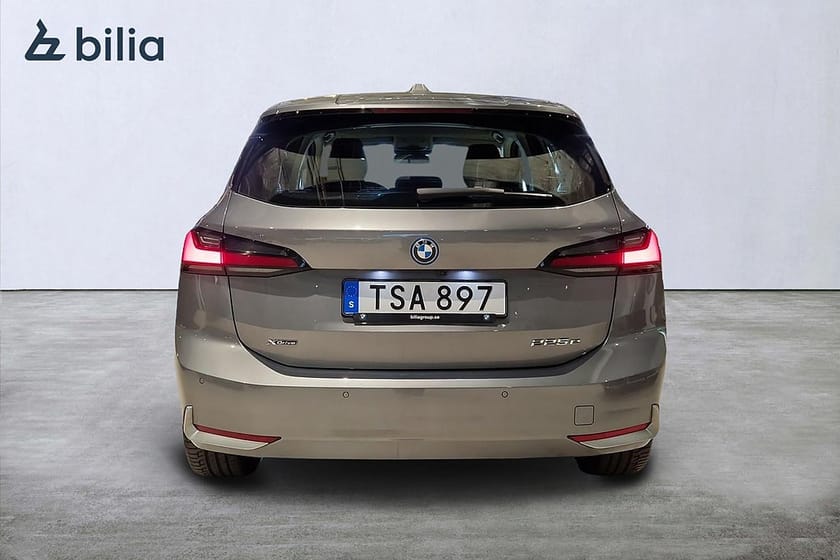 Bild 5 av BMW 225e xDrive Active Tourer Drag Nav Head-Up