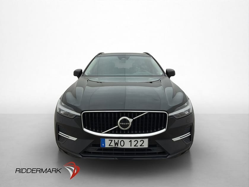 Bild 2 av Volvo XC60 B4 Momentum VOC B-Kamera D-Värm Skinn Drag Navi