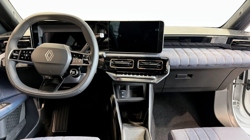 Bild 4 av Renault 4 E-Tech TECHNO EV52 *KAMPANJ* JUST NU V-HJUL 199:-/MÅN PL