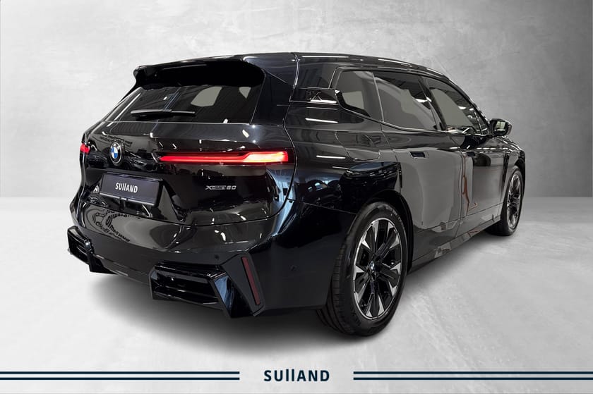 Bilde 4 av BMW iX xDrive60 – 544 hk – Flott utstyrsnivå – Norsk bil