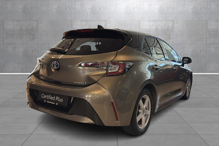 Bilde 5 av Toyota Corolla Hybrid 1,8 5D Executive, Bi-tone