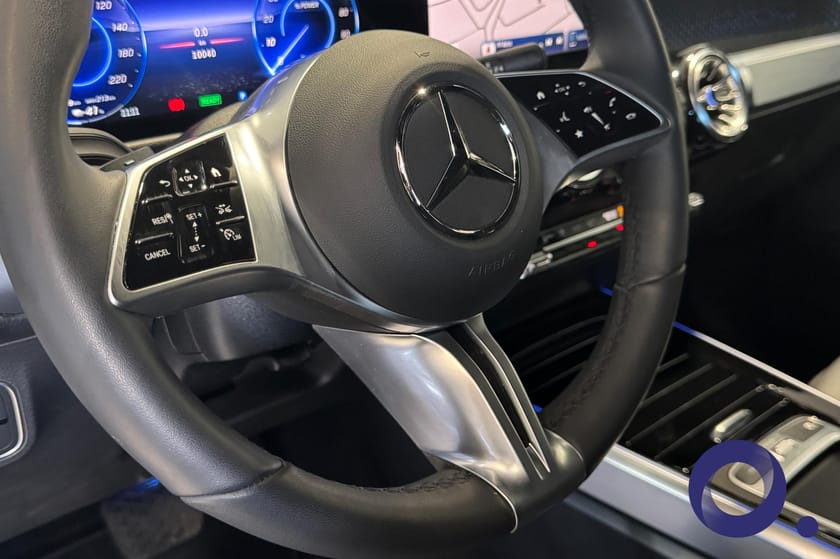 Bilde 3 av Mercedes-Benz EQB 300 4MATIC Progressive Line / DISTRONIC / KROK / GODT UTSTYRT! /
