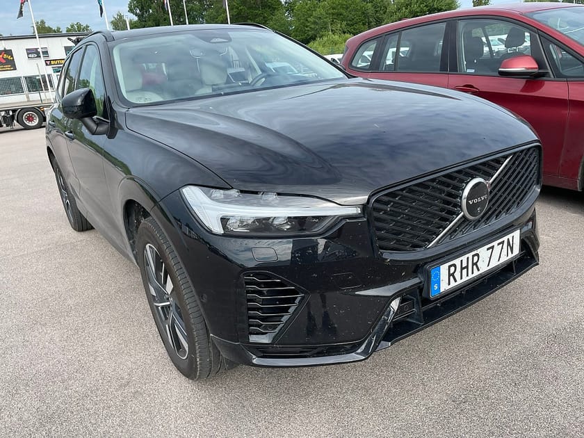 Bild 2 av Volvo XC60 T6 Recharge Plus Dark plug in AWD 350HK 4x4 Panorama