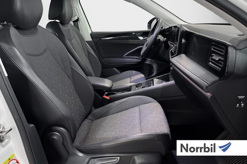 Bild 5 av Volkswagen Tiguan eTSI 150hk Drag Backkamera Värmare