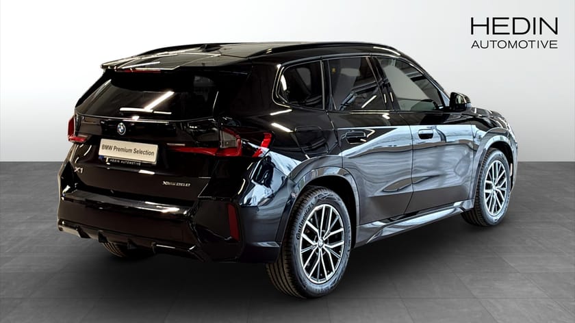 Bild 2 av BMW X1 xDrive25e M Sport Comfort Access Rattvärme Drag