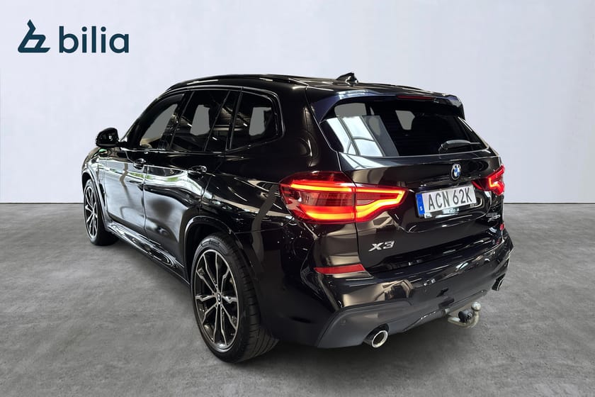 Bild 3 av BMW X3 xDrive30e M-Sport Värmare Panorama Drag Carplay