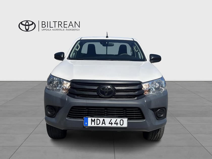 Bild 2 av Toyota Hilux Enkelhytt 2.4D Manuell Legend Drag Vhjul