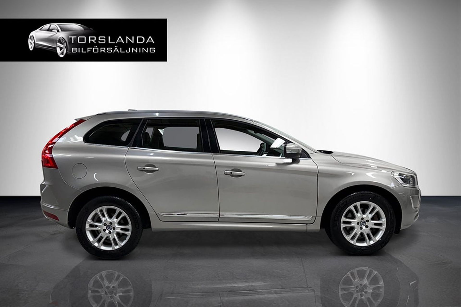 Volvo XC60 D4 AWD 181 Auto Summum 2015, bild 5/10