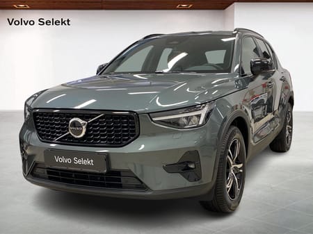 Volvo XC40 B4 FWD Bensin Plus Dark
