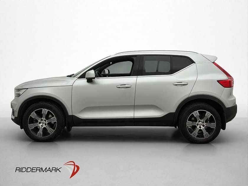 Bild 4 av Volvo XC40 D4 AWD Inscription Kamera Läder Dragkrok Värmare