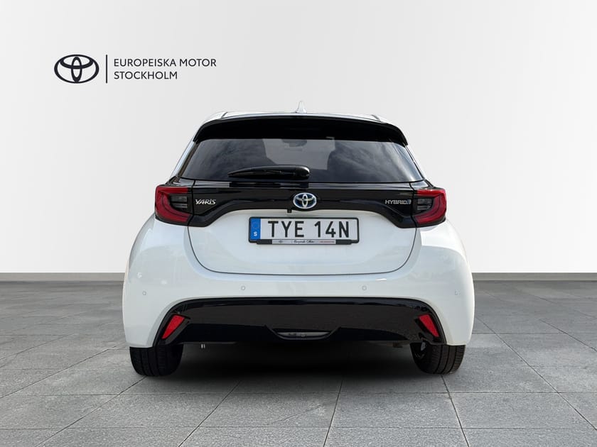 Bild 4 av Toyota Yaris Hybrid 1,5 STYLE JBL SÄKERHETSPKT - V-HJUL