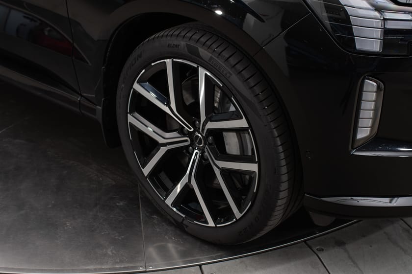 Bilde 2 av Volvo EX90 Twin Motor Performance 7-seater Ultra 7seter, B&W