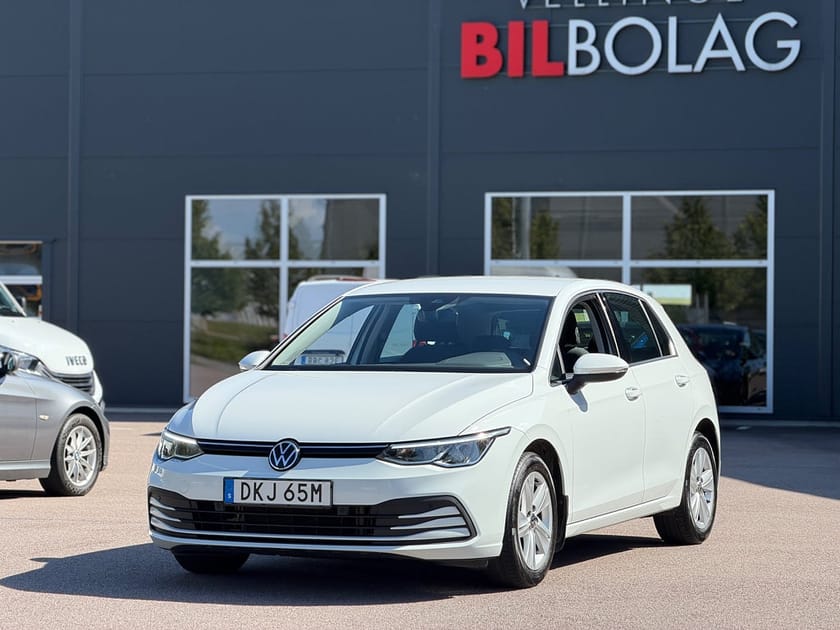 Bild 2 av Volkswagen Golf 1.0 TSI Manuell B-Kamera Rattvärme