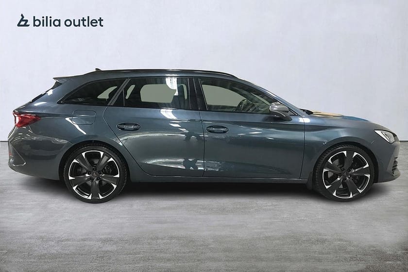 Bild 5 av CUPRA Leon Sportstourer e-Hybrid DSG 245hk Navi Carplay Backkamera