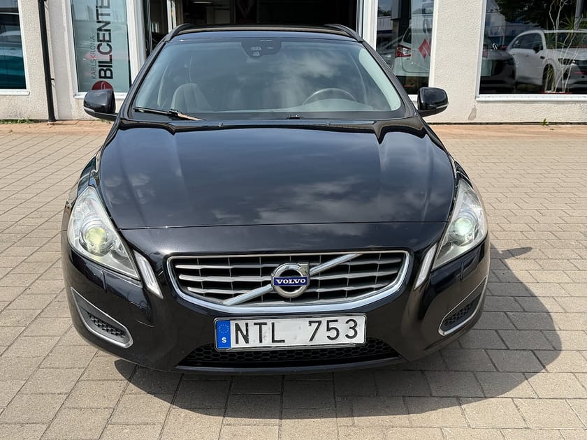 Bild 2 av Volvo V60 D3 Momentum 163 hk