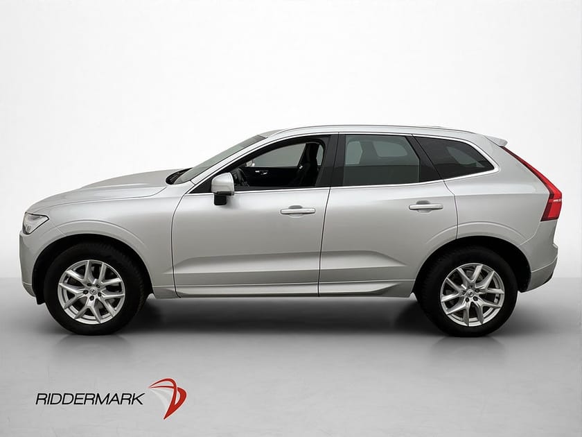 Bild 4 av Volvo XC60 B4 AWD 197hk Momentum Adv H/K Drag Kamera Värmare