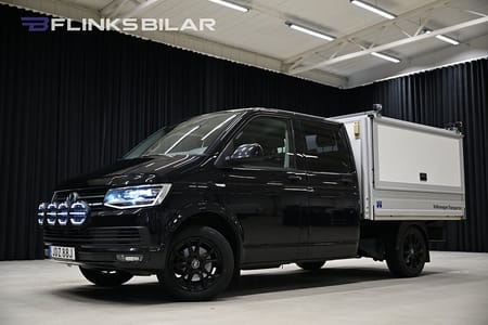 Volkswagen Transporter Chassi Dubbelhytt 4Motion DSG 150HK Dubbelhytt|Kåpa|Inredd|Extraljus|Moms