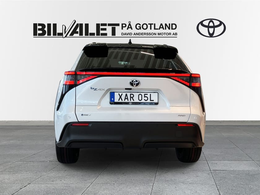 Bild 4 av Toyota bZ4X