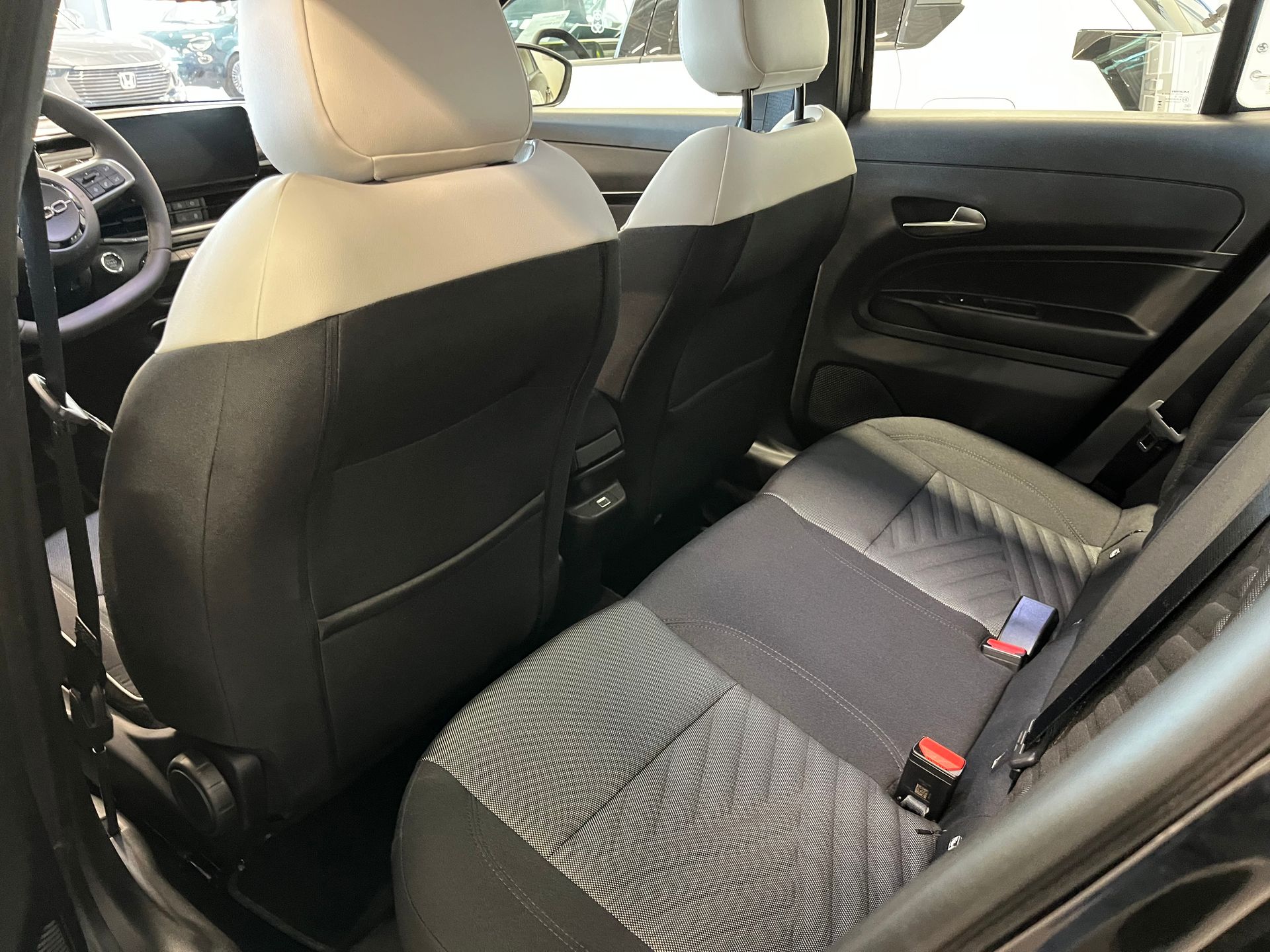 Fiat 600 Hybrid 2025, kuva 4/12