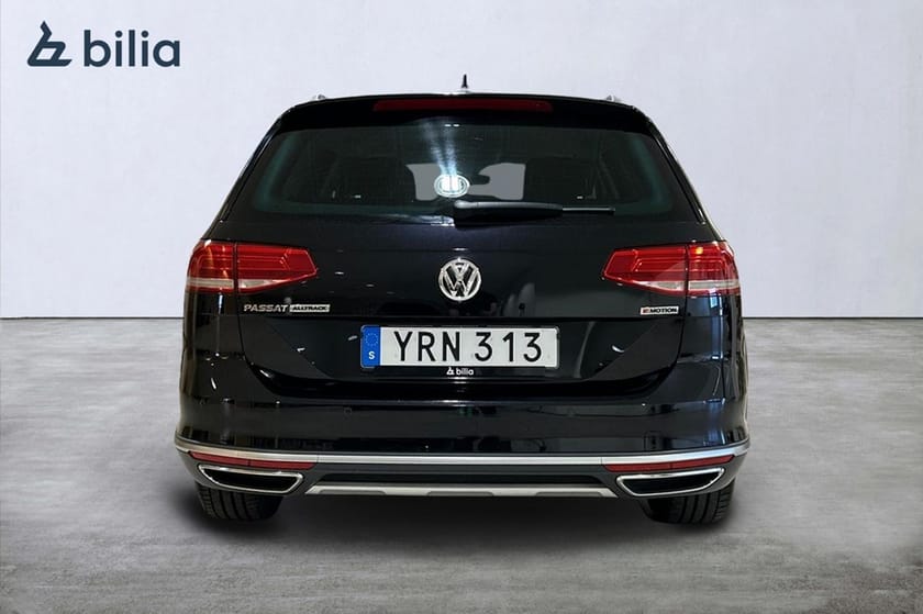 Bild 3 av Volkswagen Passat Alltrack GT 2.0 TDI 4M Parkeringsvärmare Dragkrok
